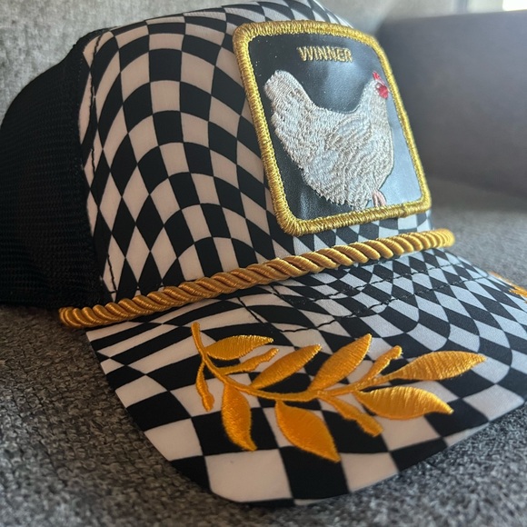 Gorrin Bros Animal The Farm WINNER CHICKEN Trucker Hat Exclusive Drop - Picture 3 of 10